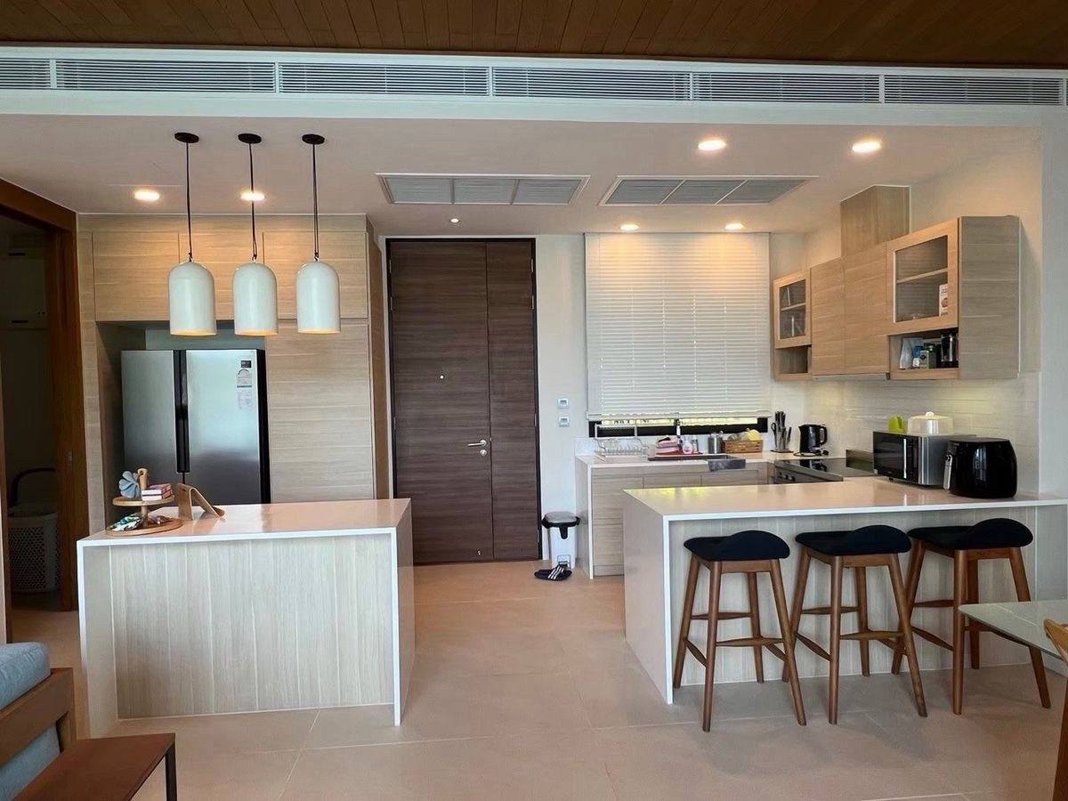 ขายคอนโดปากช่อง เขาใหญ่ : ขายคอนโดหรูวิวทะเลสาบ Swan Lake Residences Khao Yai ยูนิต Pet Friendly วิวภูเขาแบบพาโนรามา ใกล้ InterContinental Khao Yai