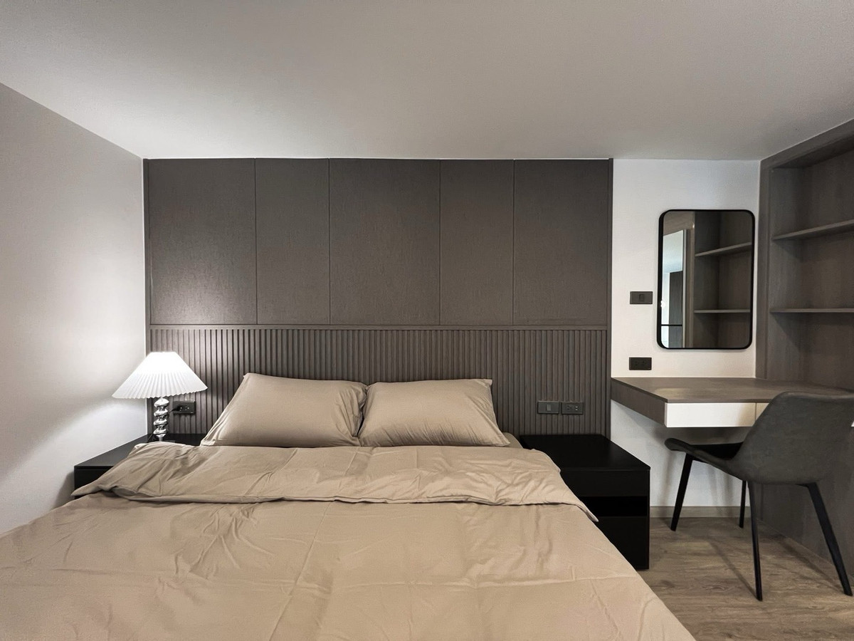 ให้เช่าคอนโดปิ่นเกล้า จรัญสนิทวงศ์ : 🏬ให้เช่า Origin  Plug& Play สิรินธร สเตชั่น  ห้อง Duo space พร้อมเข้าอยู่ 
✅LineOA : @ladysai