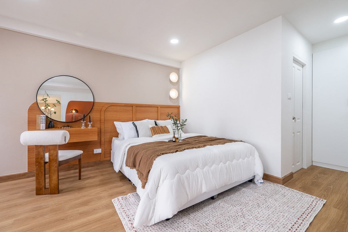 For SaleCondoLadprao, Central Ladprao : R089 ✨🏢 For sale: The Waterford Royal Suites, a spacious condo near BTS Senanikom, for only 2.999 million baht.