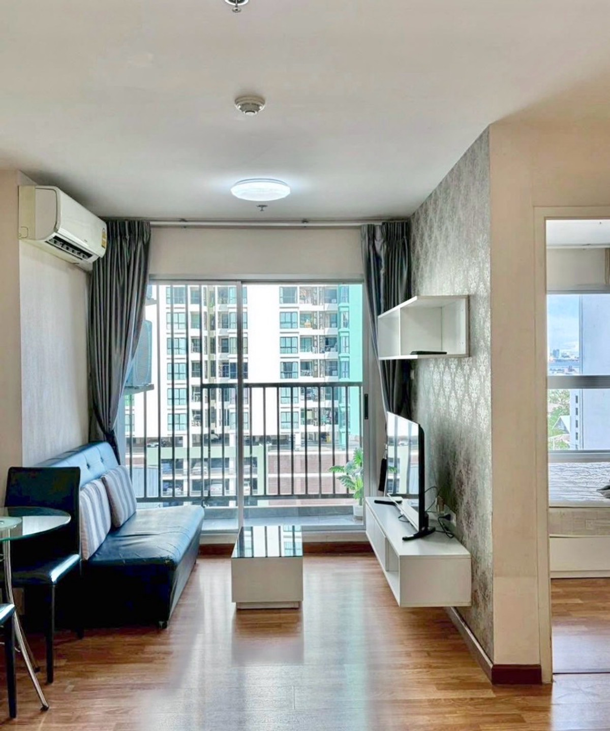 ให้เช่าคอนโดแจ้งวัฒนะ เมืองทอง : ให้เช่าเดอะทรัสต์ คอนโด งามวงศ์วาน
 (The trust condo ngamwongwan) #ใกล้เดอะมอลล์งามวงศ์วาน #ใกล้MRTศูนย์ราชการนนทบุรี