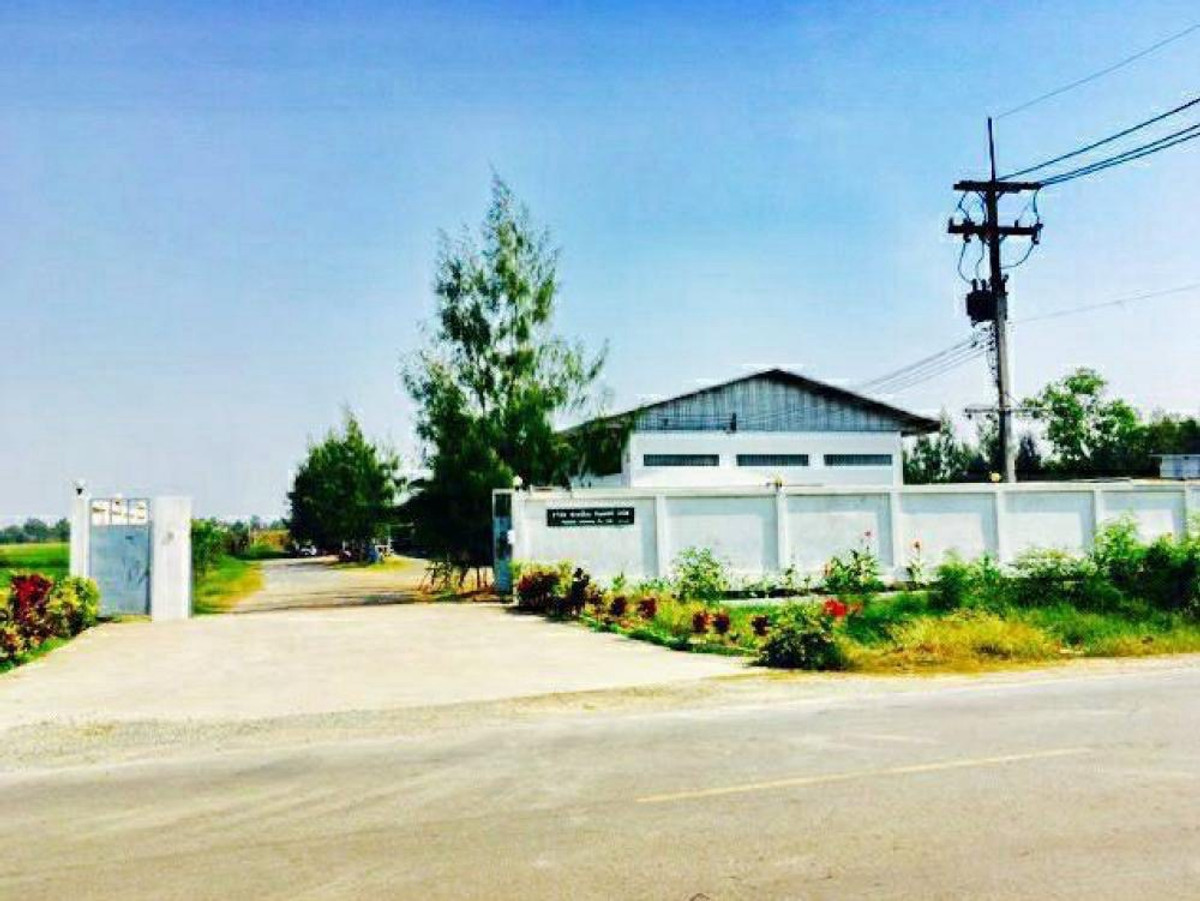 For RentWarehouseMin Buri, Romklao : Warehouse with office building for rent, 3 rai, Suwinthawong Road, Khlong Udomkhachorn, Chachoengsao, formerly a furniture factory.