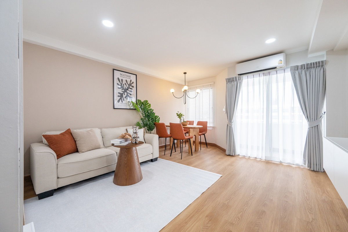 For SaleCondoLadprao, Central Ladprao : R089 ✨🏢 For sale: The Waterford Royal Suites, a spacious condo near BTS Senanikom, for only 2.999 million baht.