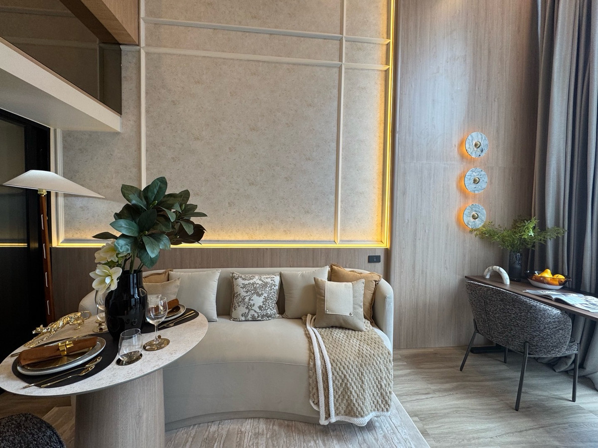 ขายคอนโดสุขุมวิท อโศก ทองหล่อ : Culture Thonglor ✨Modern living in one of Bangkok’s most desirable 🌃neighborhoods. StudioHybrid 36 sq.m. 
📌Start 6.49 MB
📞Phat 064-642-8664
📞Nui 094-624-2014