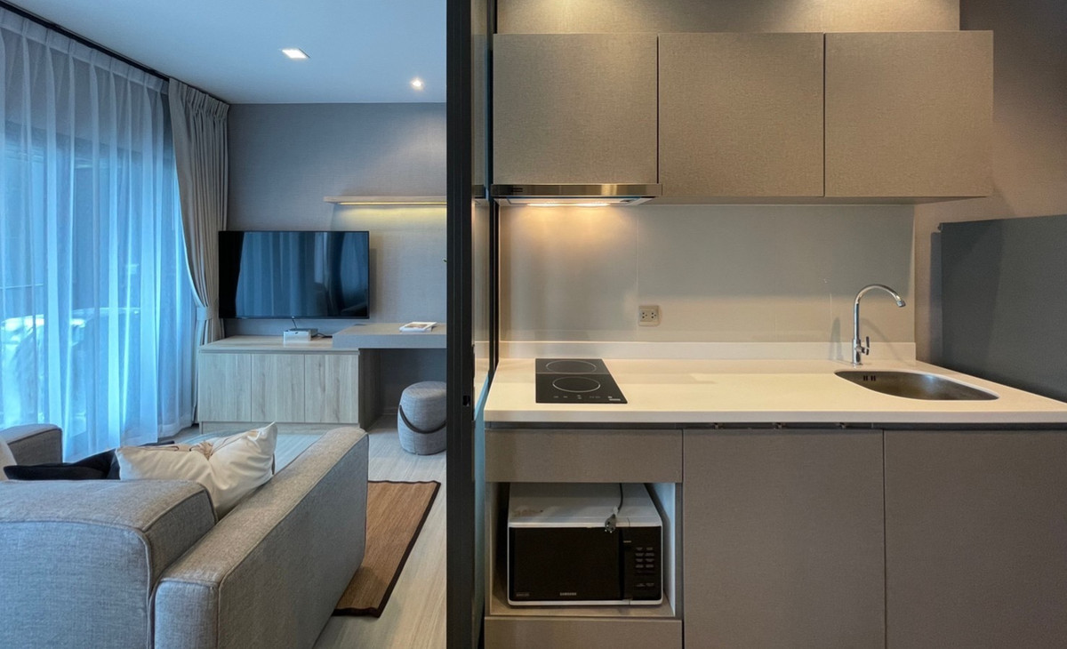 ให้เช่าคอนโดพระราม 9 เพชรบุรีตัดใหม่ RCA : [ให้เช่า]✨คอนโด เพียง 300 เมตร จาก MRT พระราม 9 | Life Asoke-Rama 9 | ชั้นสูง ทำเล CBD ใหม่ ใกล้ the Mall รามคำแหง