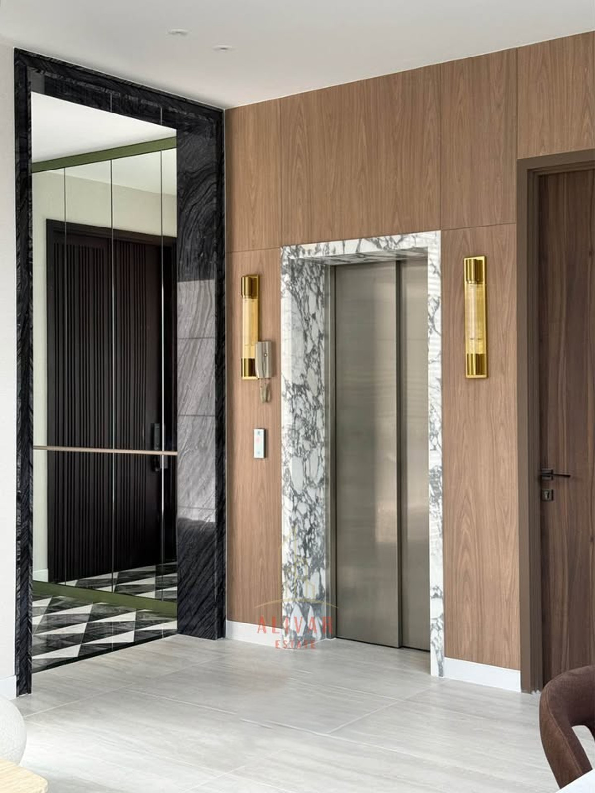 For RentHousePattanakan, Srinakarin : RH031926 For rent, 3-story detached house, 3 bedrooms at BuGaan Krungthep Kreetha, Krungthep Kreetha area.