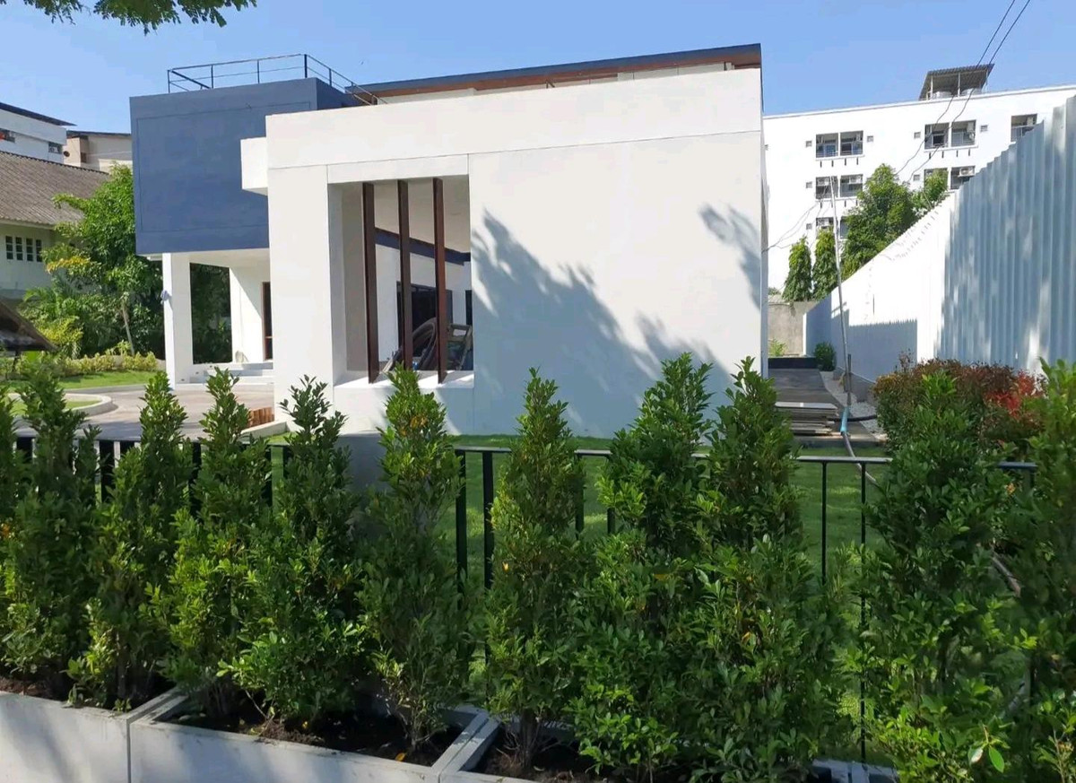 ให้เช่าบ้านสุขุมวิท อโศก ทองหล่อ : 🔥🔥🔥Luxuly Pool villa บ้านเดี่ยว 3 ชั้น ทำเล สุขุมวิท  ใจกลางกรุงเทพฯ💚💚💚