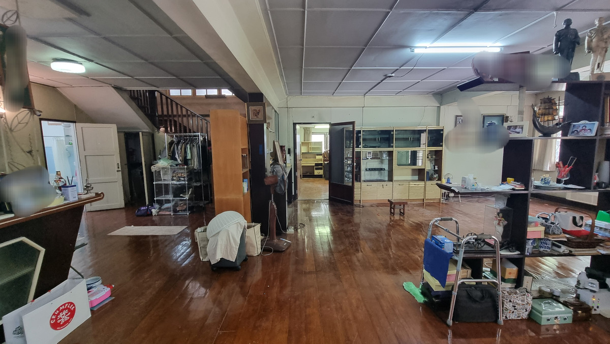 ให้เช่าบ้านสุขุมวิท อโศก ทองหล่อ : ให้เช่าบ้านเดี่ยว พร้อมสวนและที่จอดรถ 6 คัน – ทำเลพร้อมพงษ์ / ทองหล่อ   เหมาะสำหรับทำ สปา ร้านอาหาร คาเฟ่ หรือธุรกิจบริการ