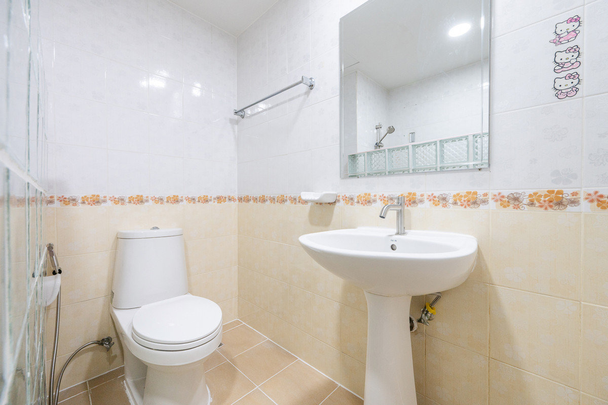 For SaleCondoLadprao, Central Ladprao : R089 ✨🏢 For sale: The Waterford Royal Suites, a spacious condo near BTS Senanikom, for only 2.999 million baht.