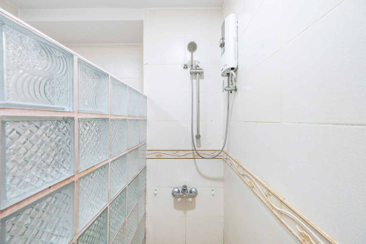 For SaleCondoLadprao, Central Ladprao : R089 ✨🏢 For sale: The Waterford Royal Suites, a spacious condo near BTS Senanikom, for only 2.999 million baht.