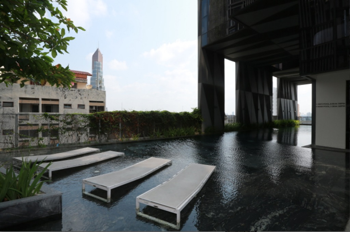 For RentCondoAri,Anusaowaree : High Floor 1 Bedroom Condo for Rent at Siamese Ratchakru | 31 sqm | Near BTS Ari / Sanam Pao