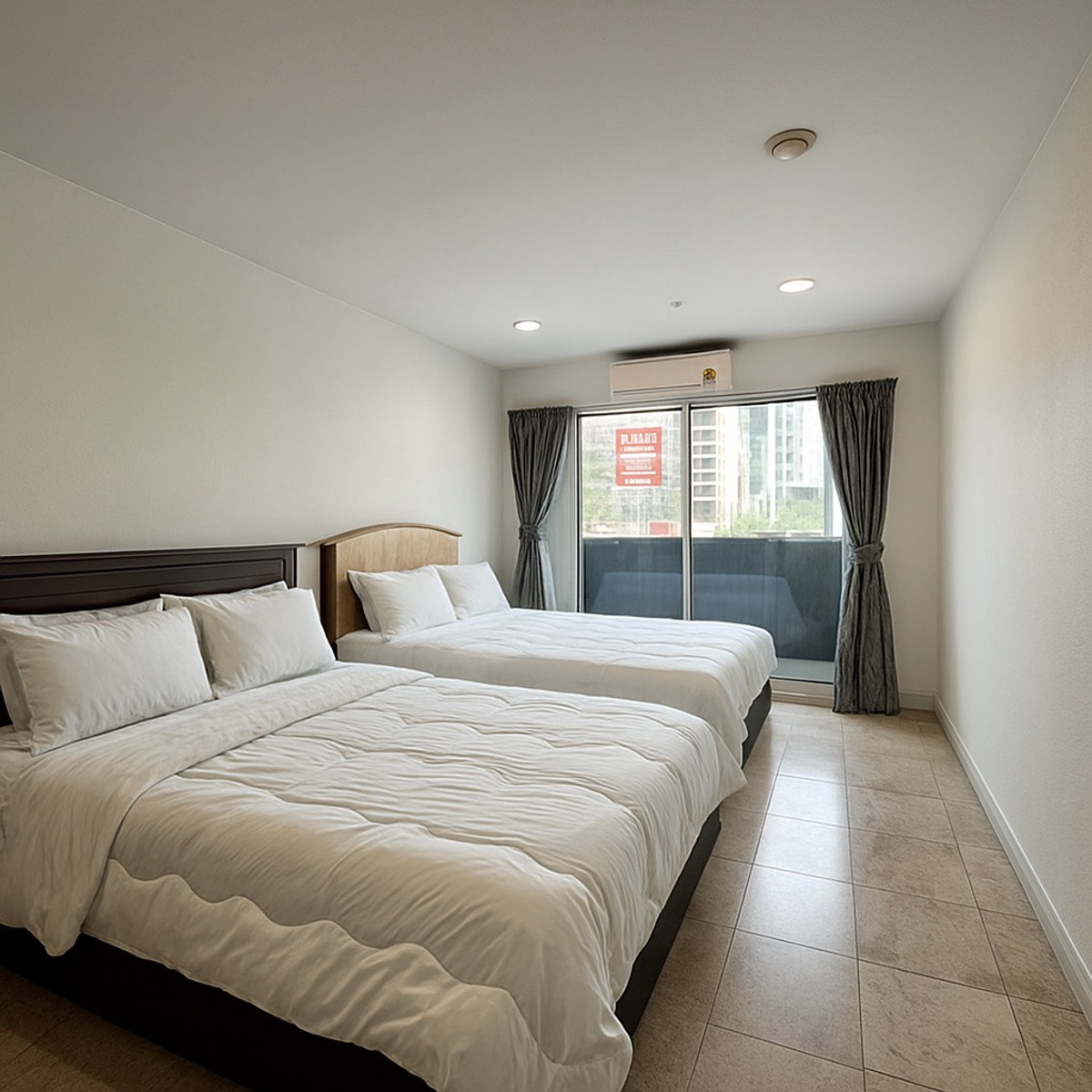 ให้เช่าคอนโดวิทยุ ชิดลม หลังสวน : ให้เช่า วิทยุ คอมเพล็กซ์ ห้องใหญ่ Pet Friendly รับสัตว์เลี้ยง  พร้อมเข้าอยู่