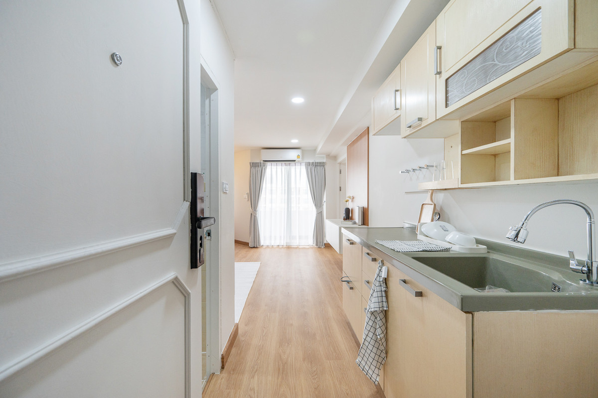 For SaleCondoLadprao, Central Ladprao : R089 ✨🏢 For sale: The Waterford Royal Suites, a spacious condo near BTS Senanikom, for only 2.999 million baht.