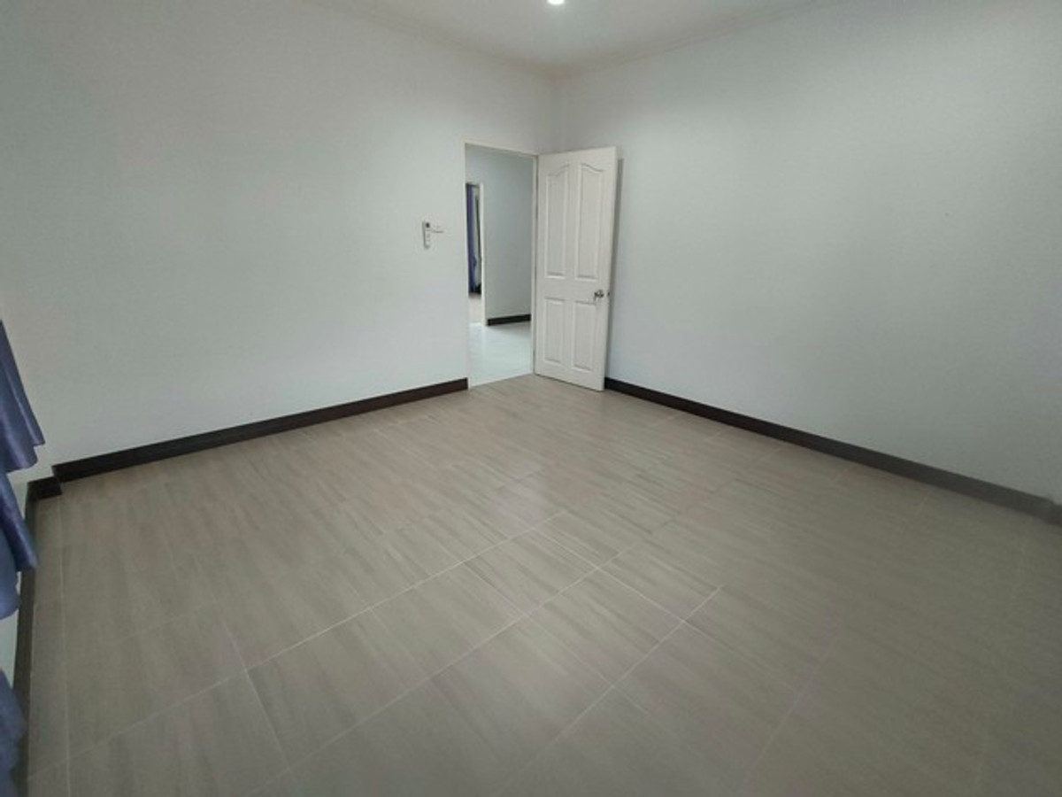 บ้านพระราม 2 บางขุนเทียน : ขายและให้เช่าบ้านเดี่ยว 2 ชั้น ม.สินทวีการ์เด้น 3 ท่าข้าม-พระราม 2 พร้อมอยู่