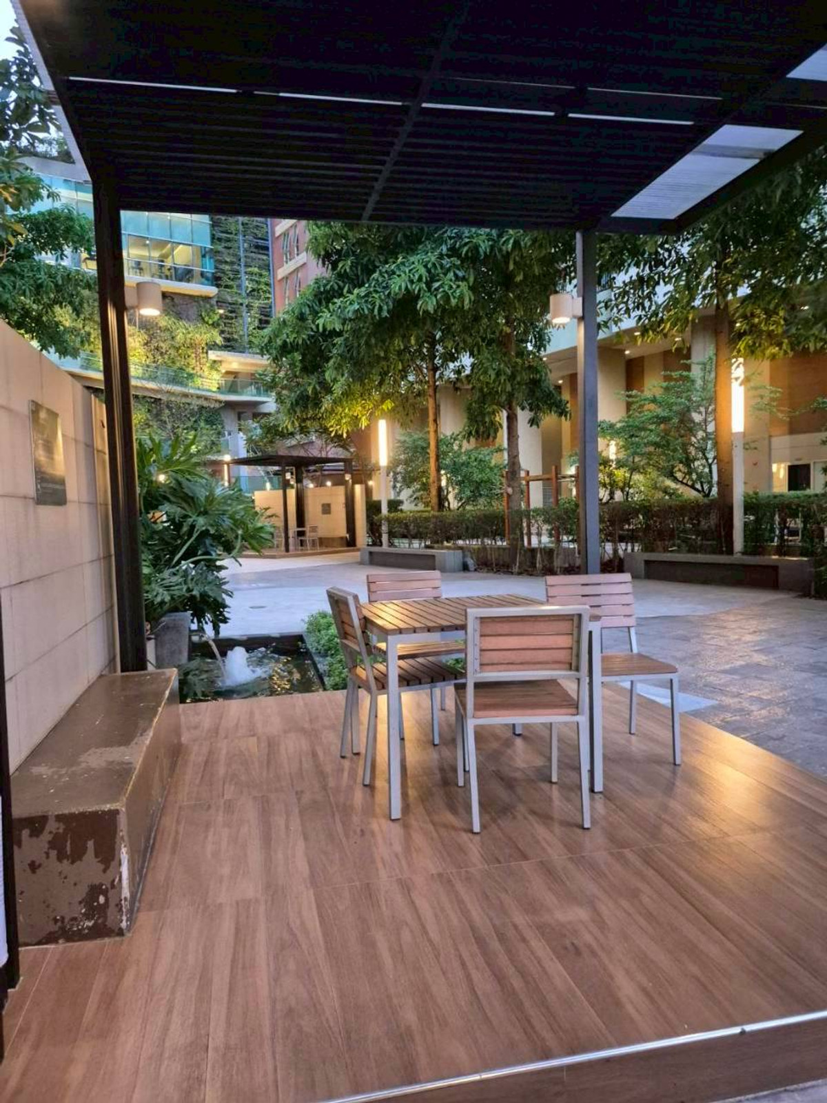 For SaleCondoRama3 (Riverside),Satupadit : Condo for sale Lumpini Park Riverside - Rama 3, Chao Phraya River view, very beautiful.