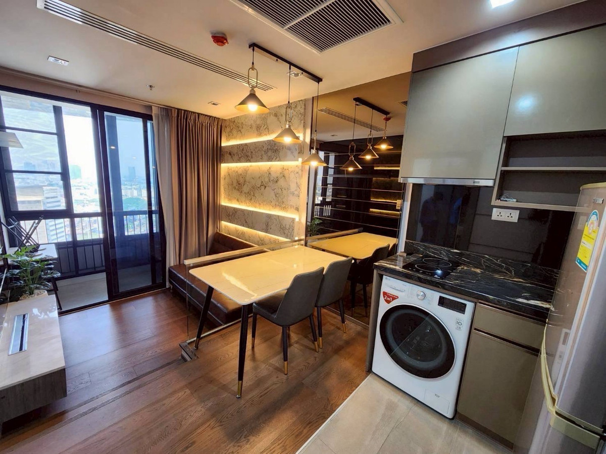 For SaleCondoAri,Anusaowaree : For Sale Ideo Q Victory prime location in the heart of Bangkok, just steps from BTS Victory Monument