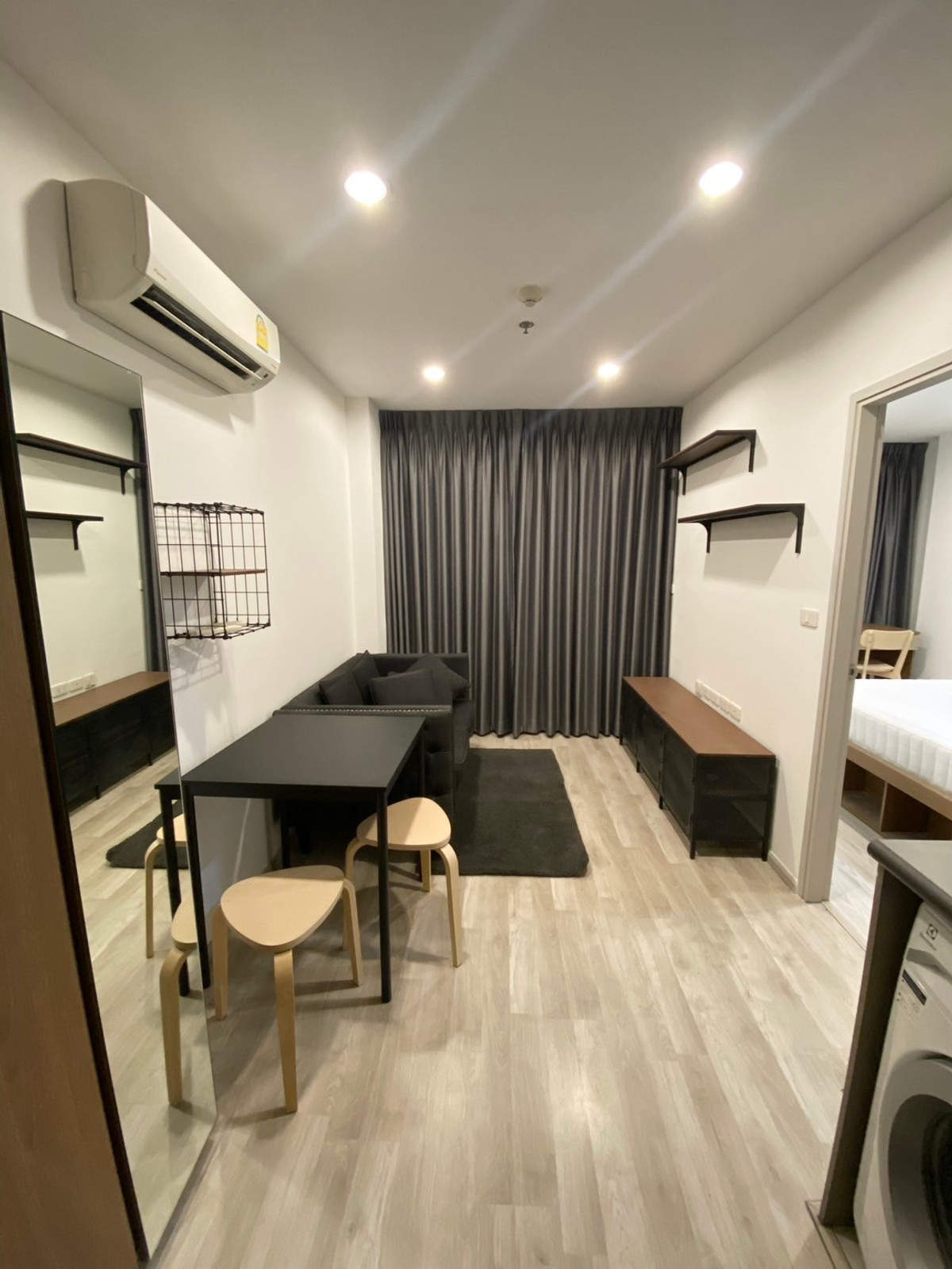 For RentCondoBang Sue, Wong Sawang, Tao Pun : *** Condo for rent : Ideo Mobi Bangsue Interchange 1 Bedroom Nice decorated Fully furnished near MRT Taopoon  ***