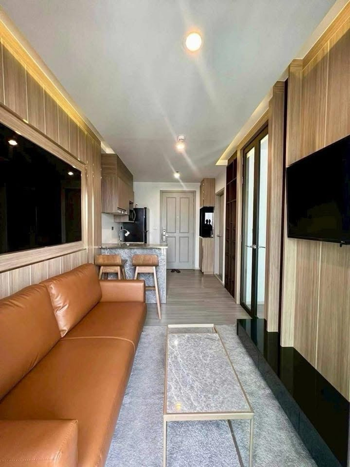 ขายคอนโดปิ่นเกล้า จรัญสนิทวงศ์ : 💙@condocurator 💙 ขาย The Parkland Charan - Pinklao ห้องแต่งสวย Built-in ครบ [PM0860]