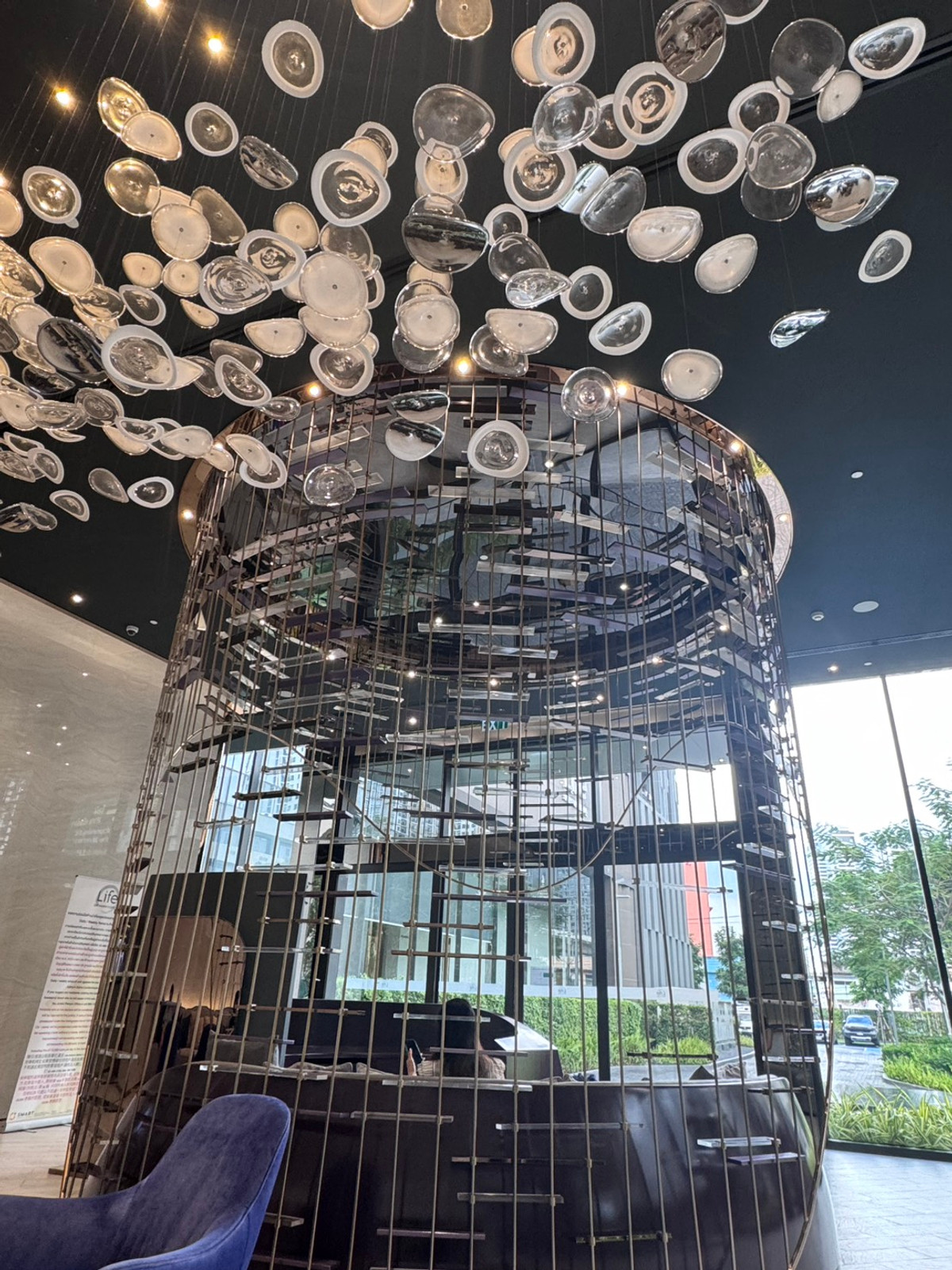 ให้เช่าคอนโดท่าพระ ตลาดพลู วุฒากาศ : Life Sathorn Sierra ส่วนกลางสวยมาก ห้องว่างพร้อมให้เช่า รายละเอียดตามภาพ สอบถามเพิ่มเติมได้ครับ