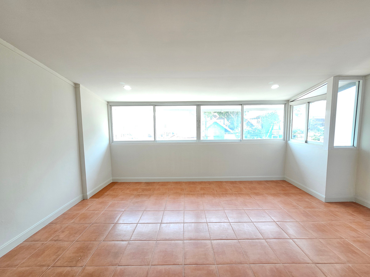 HousePhutthamonthon, Salaya : sell!!! 2-story detached house, area 53.1 sq m @ Suan Dok Mai Village - Soi Borommaratchachonnani 105, Thawi Watthana District, Bangkok