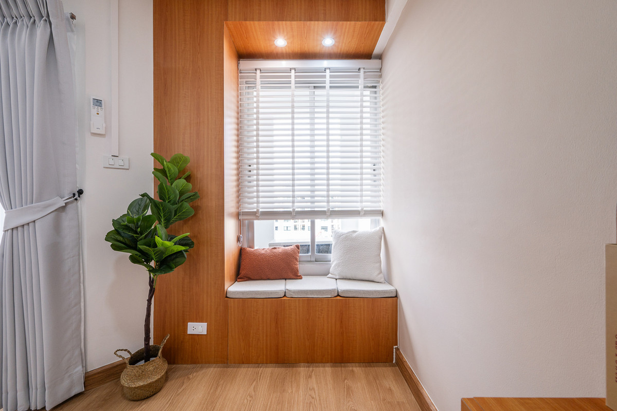 For SaleCondoLadprao, Central Ladprao : R089 ✨🏢 For sale: The Waterford Royal Suites, a spacious condo near BTS Senanikom, for only 2.999 million baht.