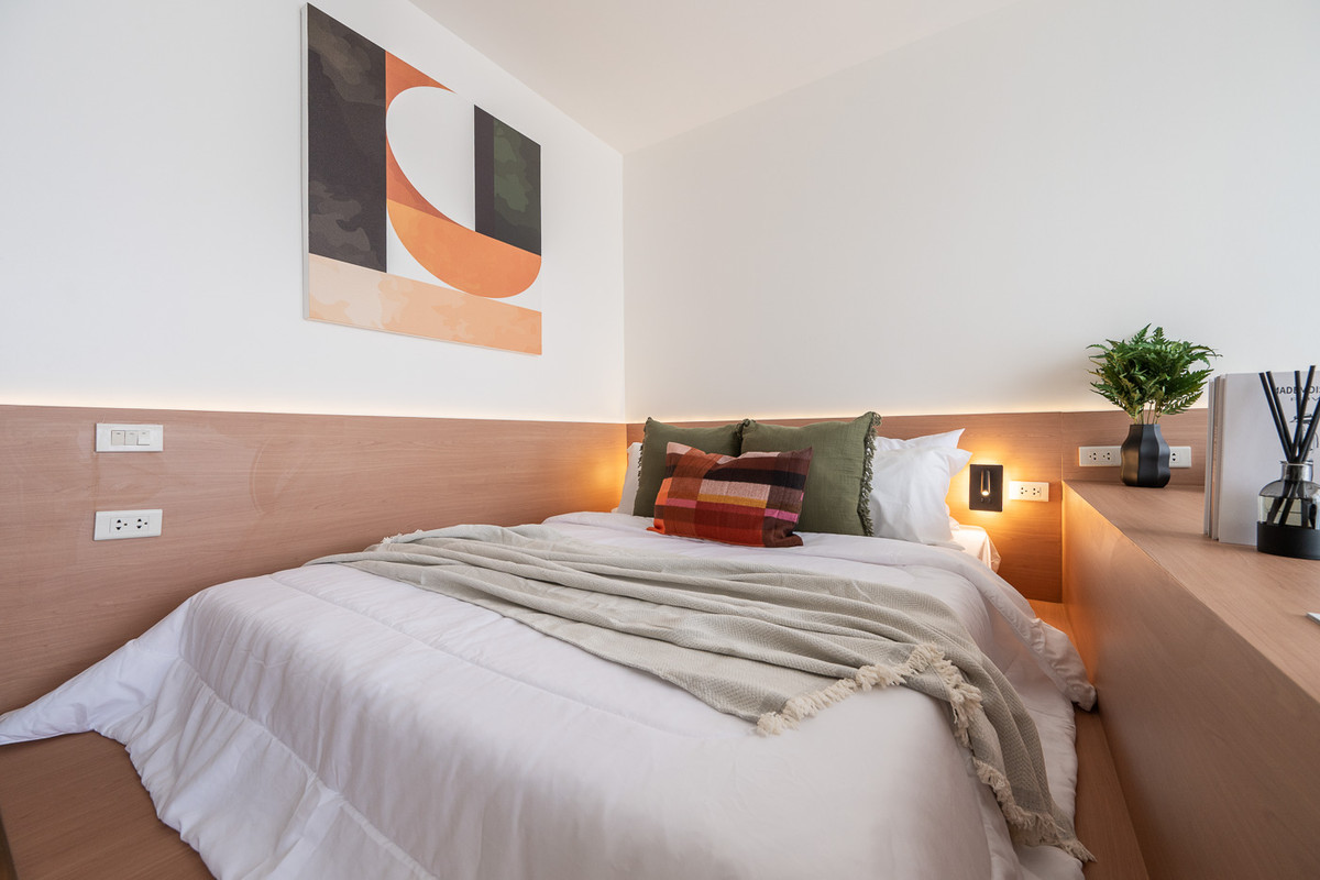 For SaleCondoLadprao, Central Ladprao : R090 ✨🏙️ Urgent Sale! The Issara Ladprao, near MRT Ladprao (only 200 m away). Price only 2.899 million baht.