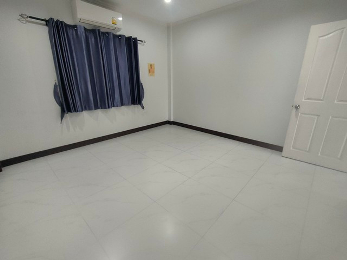 บ้านพระราม 2 บางขุนเทียน : ขายและให้เช่าบ้านเดี่ยว 2 ชั้น ม.สินทวีการ์เด้น 3 ท่าข้าม-พระราม 2 พร้อมอยู่