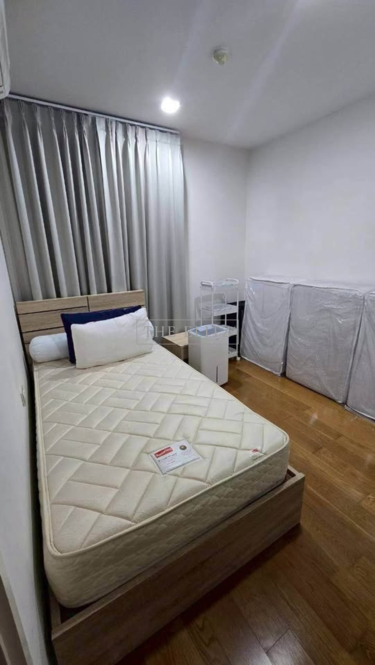 For RentCondoSilom, Saladaeng, Bangrak : ✨Light life in the most concentrated area, low-rise condo, few units, private, no need to wait long, no need to compete with anyone 🎉