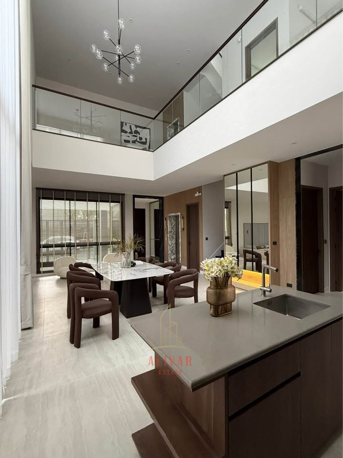 For RentHousePattanakan, Srinakarin : RH031926 For rent, 3-story detached house, 3 bedrooms at BuGaan Krungthep Kreetha, Krungthep Kreetha area.