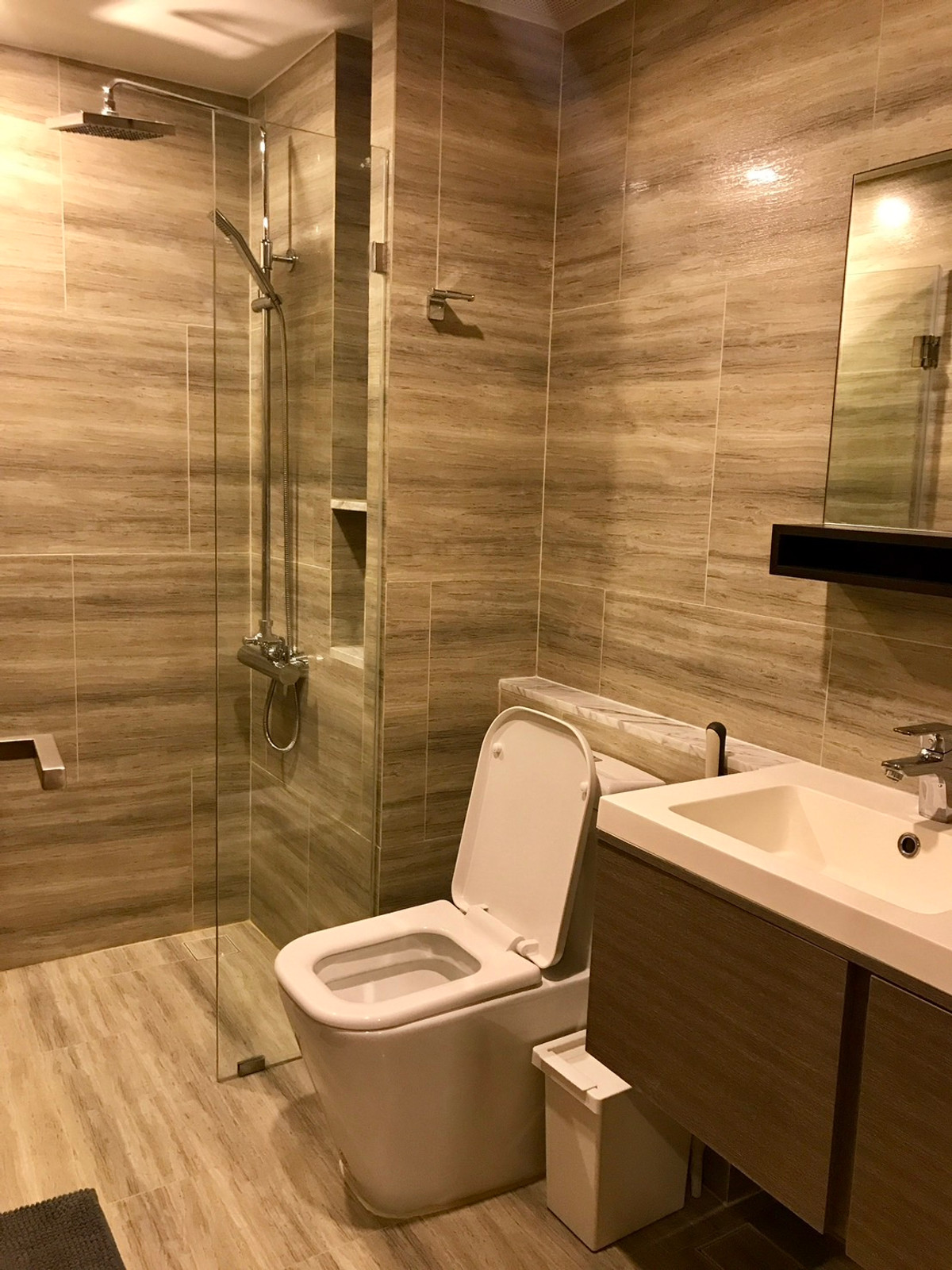 For SaleCondoAri,Anusaowaree : Convenient living in the heart of Ari!Fynn Aree condo, 1 bedroom, near BTS, priced at 4.1 million.