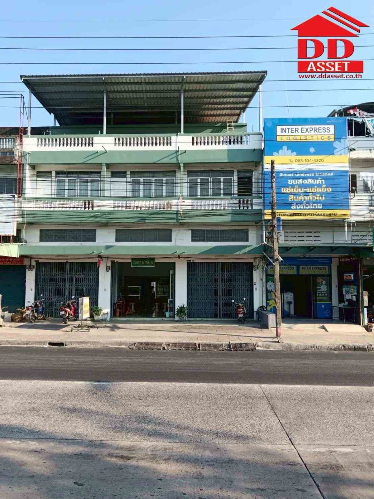 ให้เช่าอาคารพาณิชย์นครศรีธรรมราช : ให้เช่า อาคารพาณิชย์ 3 ชั้นครึ่ง โพธิ์เสด็จ จ.นครศรีธรรมราช ติดถนน 6 เลน  รหัสทรัพย์ : T8234