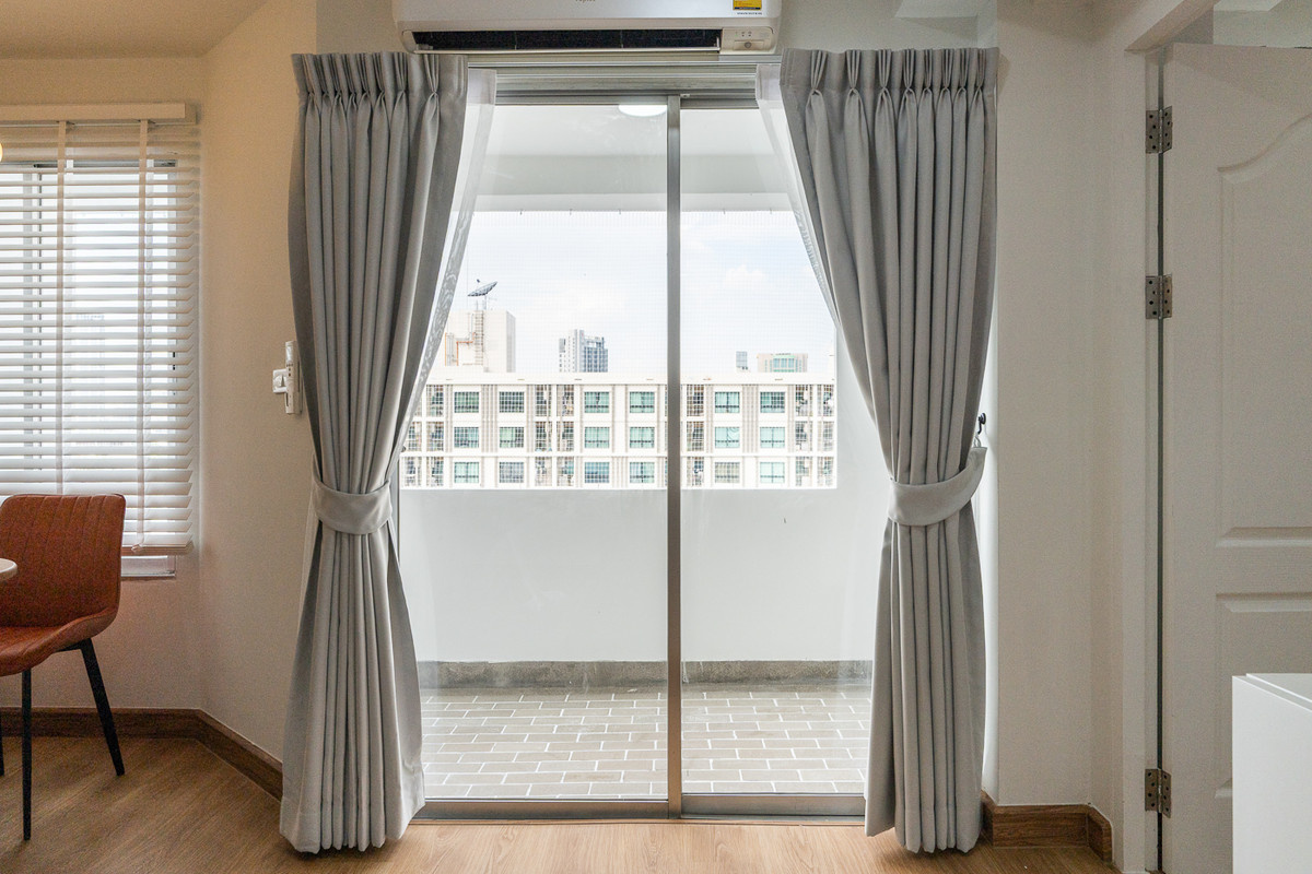 For SaleCondoLadprao, Central Ladprao : R089 ✨🏢 For sale: The Waterford Royal Suites, a spacious condo near BTS Senanikom, for only 2.999 million baht.