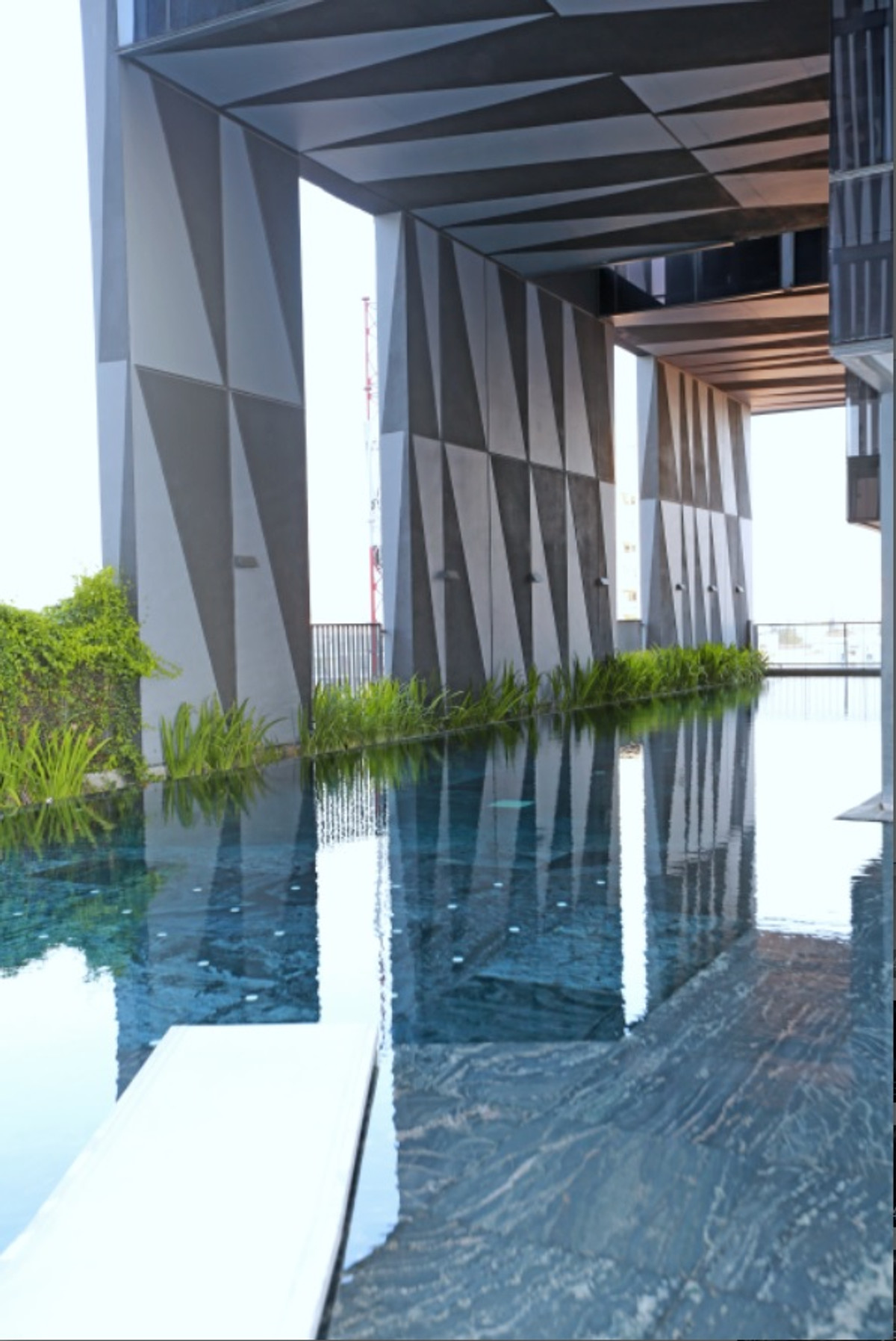 For RentCondoAri,Anusaowaree : High Floor 1 Bedroom Condo for Rent at Siamese Ratchakru | 31 sqm | Near BTS Ari / Sanam Pao