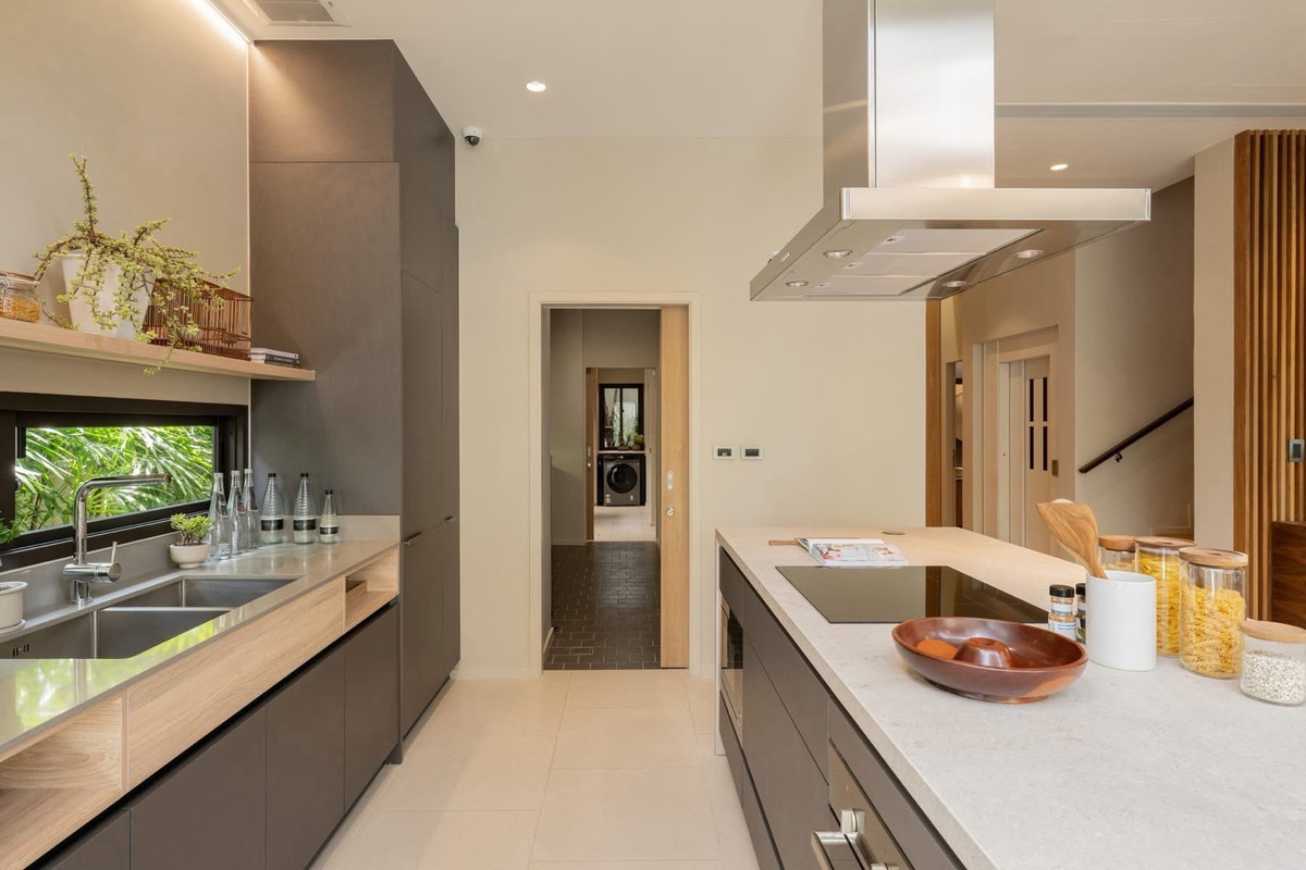 ให้เช่าบ้านวิภาวดี ดอนเมือง หลักสี่ : Salila🚩ULTRA LUXURY PRIVATE RESIDENCE WITH ELEVATOR 
 & POOL  FOR RENT 

📍 Baan Baan Vibhavadi 20

บ้านเดี่ยวหรู 4 ชั้น พร้อมสระว่ายน้ำส่วนตัว
ทำเลใจกลางเมืองลาดพร้าว