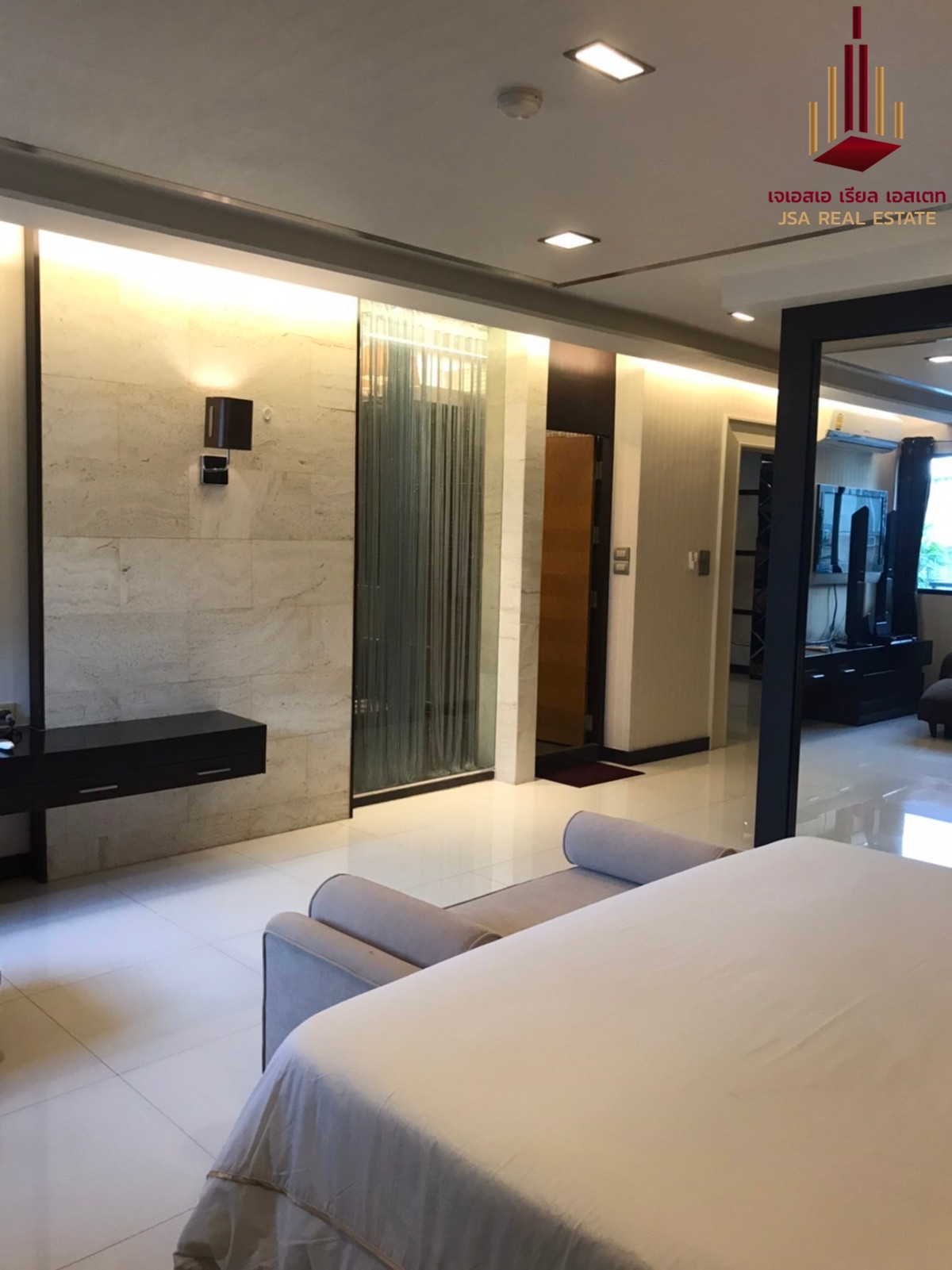 For SaleCondoSilom, Saladaeng, Bangrak : ✨ For Sale: Pearl Garden Condo ✨ 💰 Only 25,000,000 THB