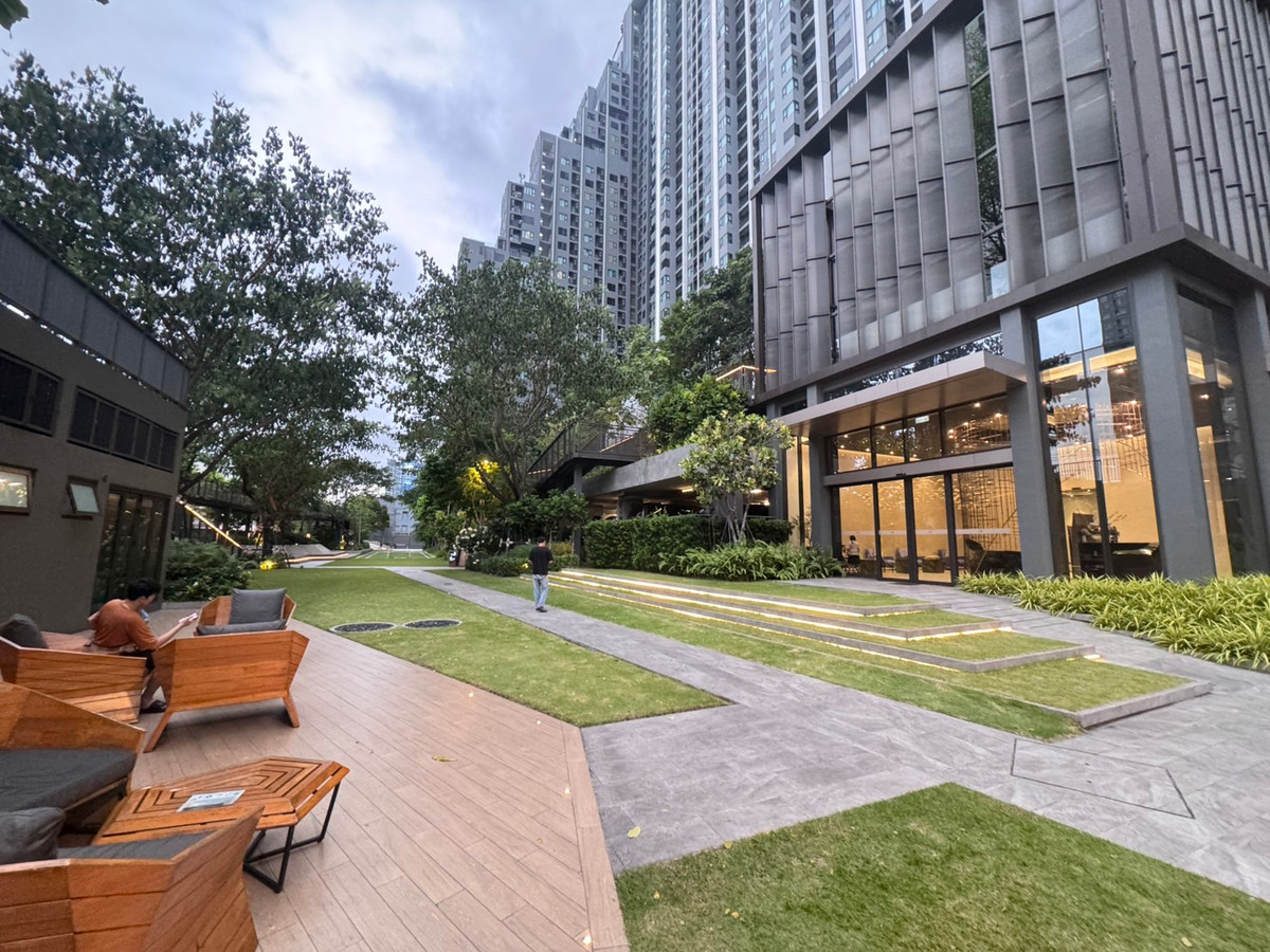 ให้เช่าคอนโดท่าพระ ตลาดพลู วุฒากาศ : Life Sathorn Sierra ส่วนกลางสวยมาก ห้องว่างพร้อมให้เช่า รายละเอียดตามภาพ สอบถามเพิ่มเติมได้ครับ