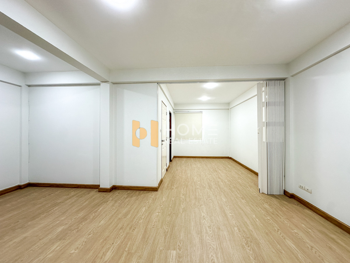 ขายทาวน์โฮมบางนา แบริ่ง ลาซาล : ศุภาลัย วิลล์ สุขุมวิท - ศรีนครินทร์  / 3 ห้องนอน (ขาย), Supalai Ville Sukhumvit - Srinakarin / 3 Bedrooms (FOR SALE) YOK102