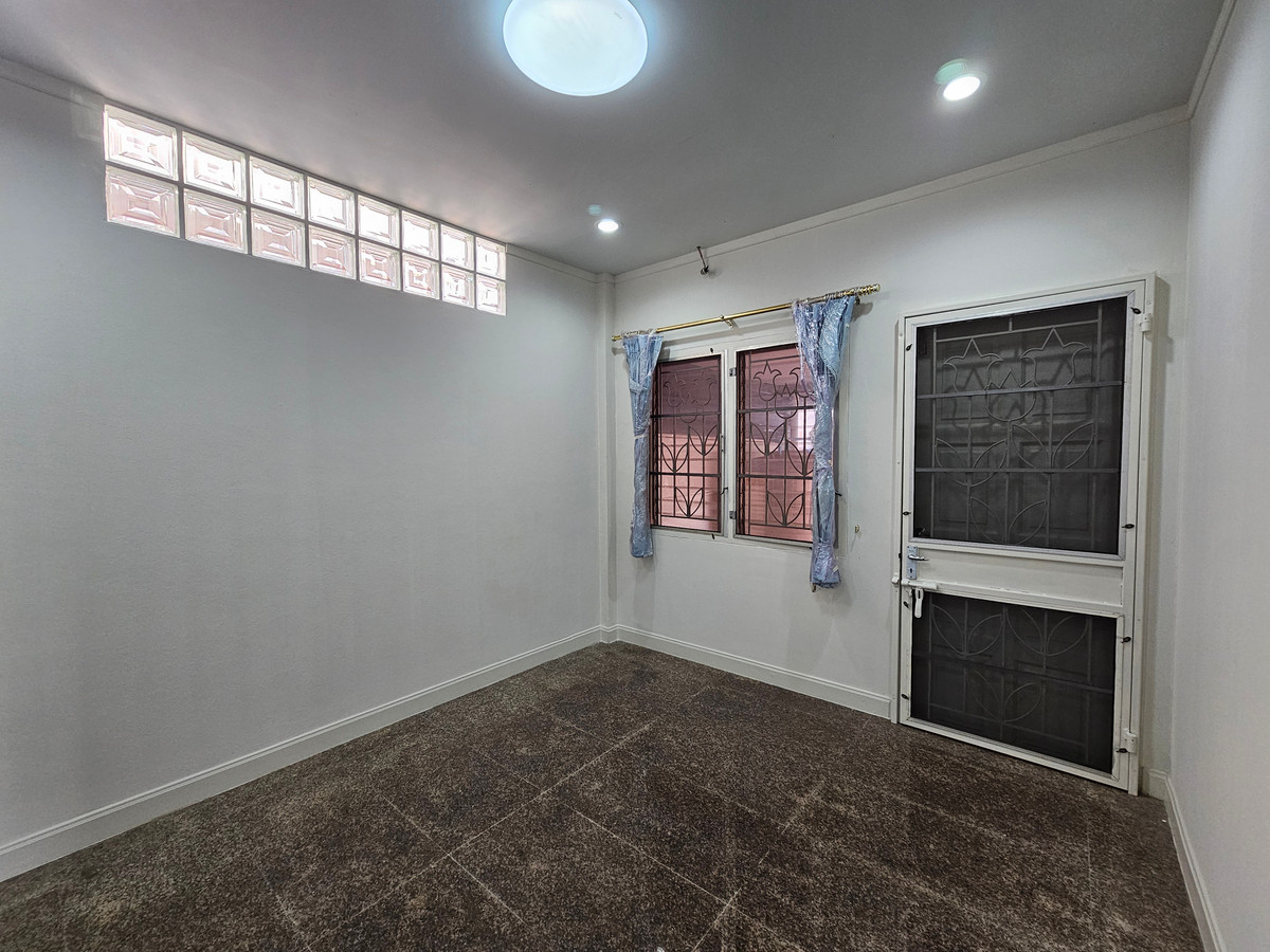 HousePhutthamonthon, Salaya : sell!!! 2-story detached house, area 53.1 sq m @ Suan Dok Mai Village - Soi Borommaratchachonnani 105, Thawi Watthana District, Bangkok