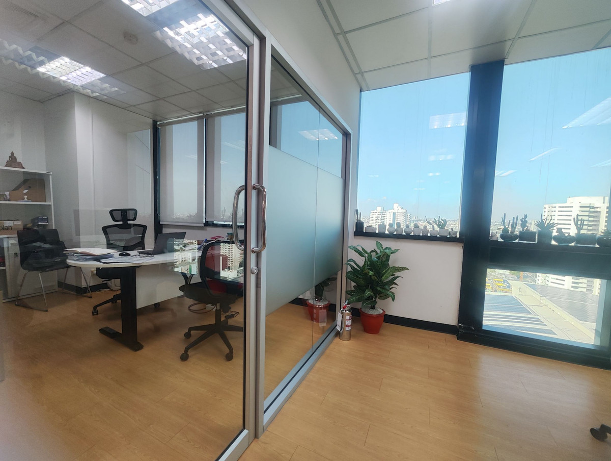 ให้เช่าอาคารพาณิชย์บางนา แบริ่ง ลาซาล : พื้นที่สำนักงานให้เช่า อาคาร Central City  Tower Bangna (Rt-01)