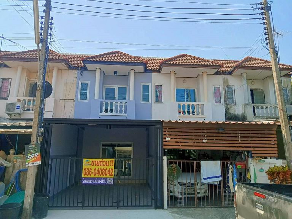 For SaleTownhomePathum Thani,Rangsit, Thammasat : 🚩 Townhouse for sale, completely renovated. Kritsana Village 2, Sam Khok, Pathum Thani ✨ Beautiful, ready to move in, free of all expenses on transfer day 💰 Price 1,350,000 baht