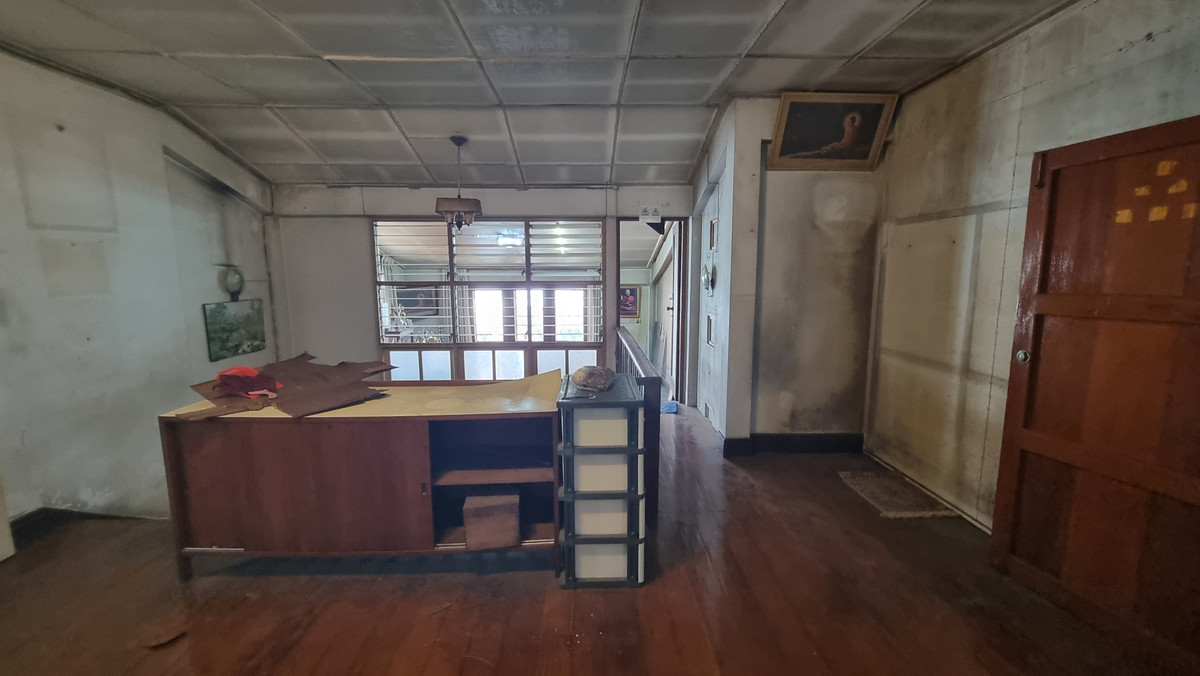 ให้เช่าบ้านสุขุมวิท อโศก ทองหล่อ : ให้เช่าบ้านเดี่ยว พร้อมสวนและที่จอดรถ 6 คัน – ทำเลพร้อมพงษ์ / ทองหล่อ   เหมาะสำหรับทำ สปา ร้านอาหาร คาเฟ่ หรือธุรกิจบริการ