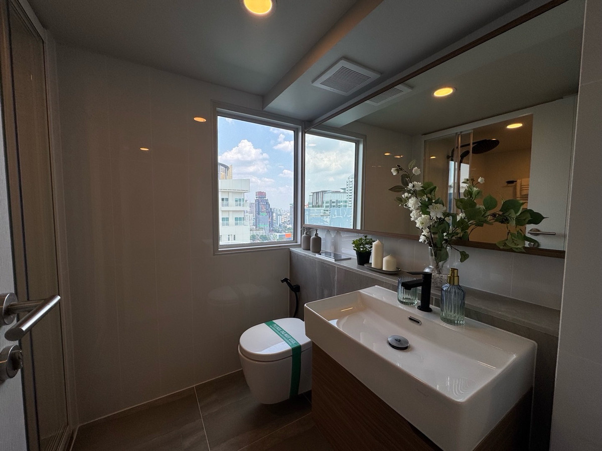 ขายคอนโดสุขุมวิท อโศก ทองหล่อ : Culture Thonglor ✨
1Bed Hybrid 45 sq.m. Start 8.29 MB
☎️Phat 064-642-8664
☎️Nui 094-624-2014