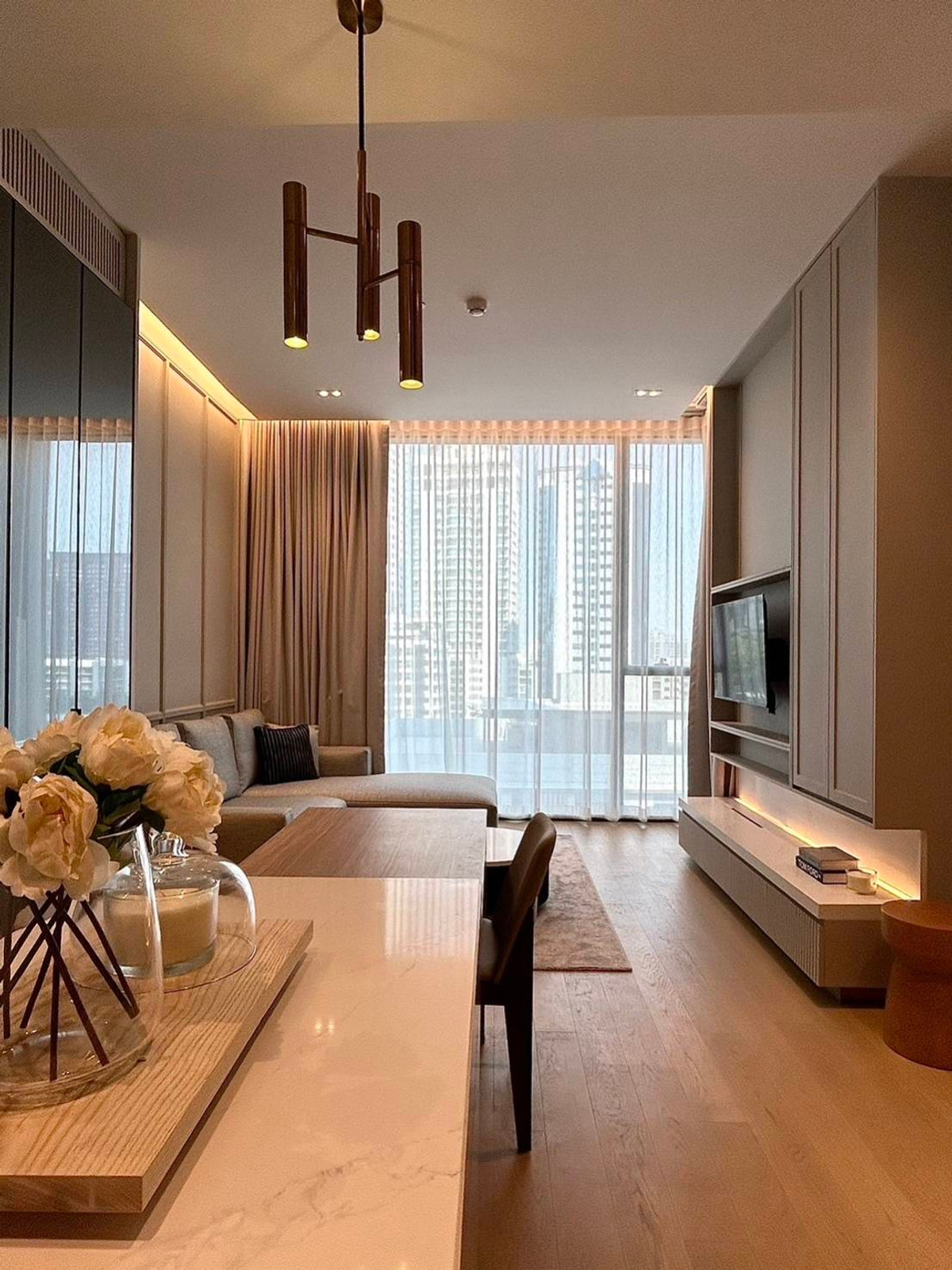 For RentCondoSukhumvit, Asoke, Thonglor : "Rent 1 bedroom, 1 bathroom, The Strand Thonglor.