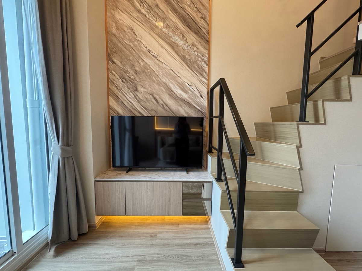 ขายคอนโดสุขุมวิท อโศก ทองหล่อ : Culture Thonglor ✨Modern living in one of Bangkok’s most desirable 🌃neighborhoods. StudioHybrid 36 sq.m. 
📌Start 6.49 MB
📞Phat 064-642-8664
📞Nui 094-624-2014