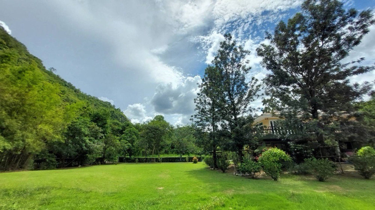 For SaleHousePak Chong KhaoYai : 6 Bedroom Mountain View House for Sale in Khao Yai, Large Land 323 sq.w Near Khao Yai National Park