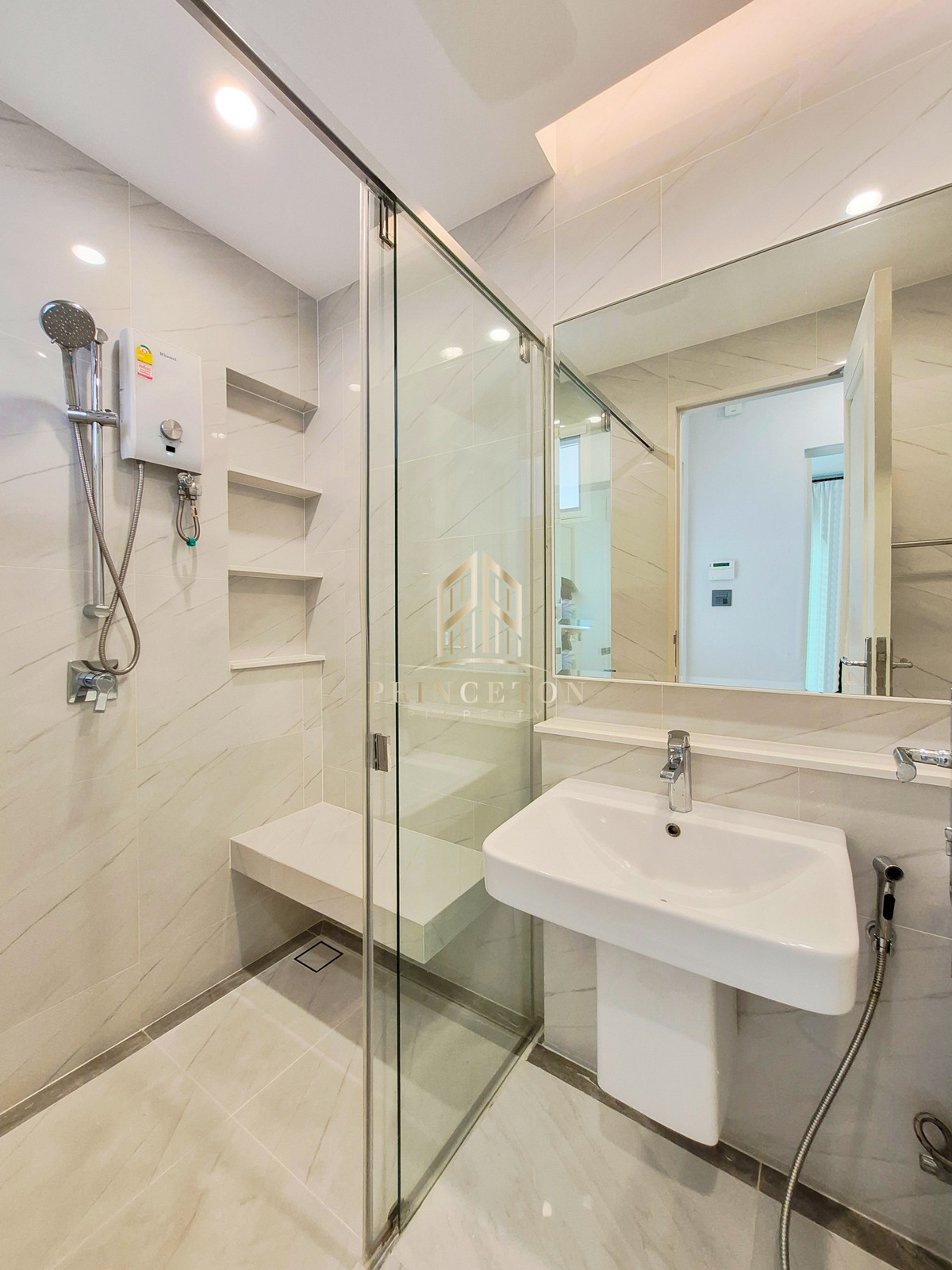 บ้านบางนา แบริ่ง ลาซาล : ขายหรือให้เช่าบ้านเดี่ยว นันทวัน บางนา กม.7 📞092-4252445 Nantawan Bangna Km.7