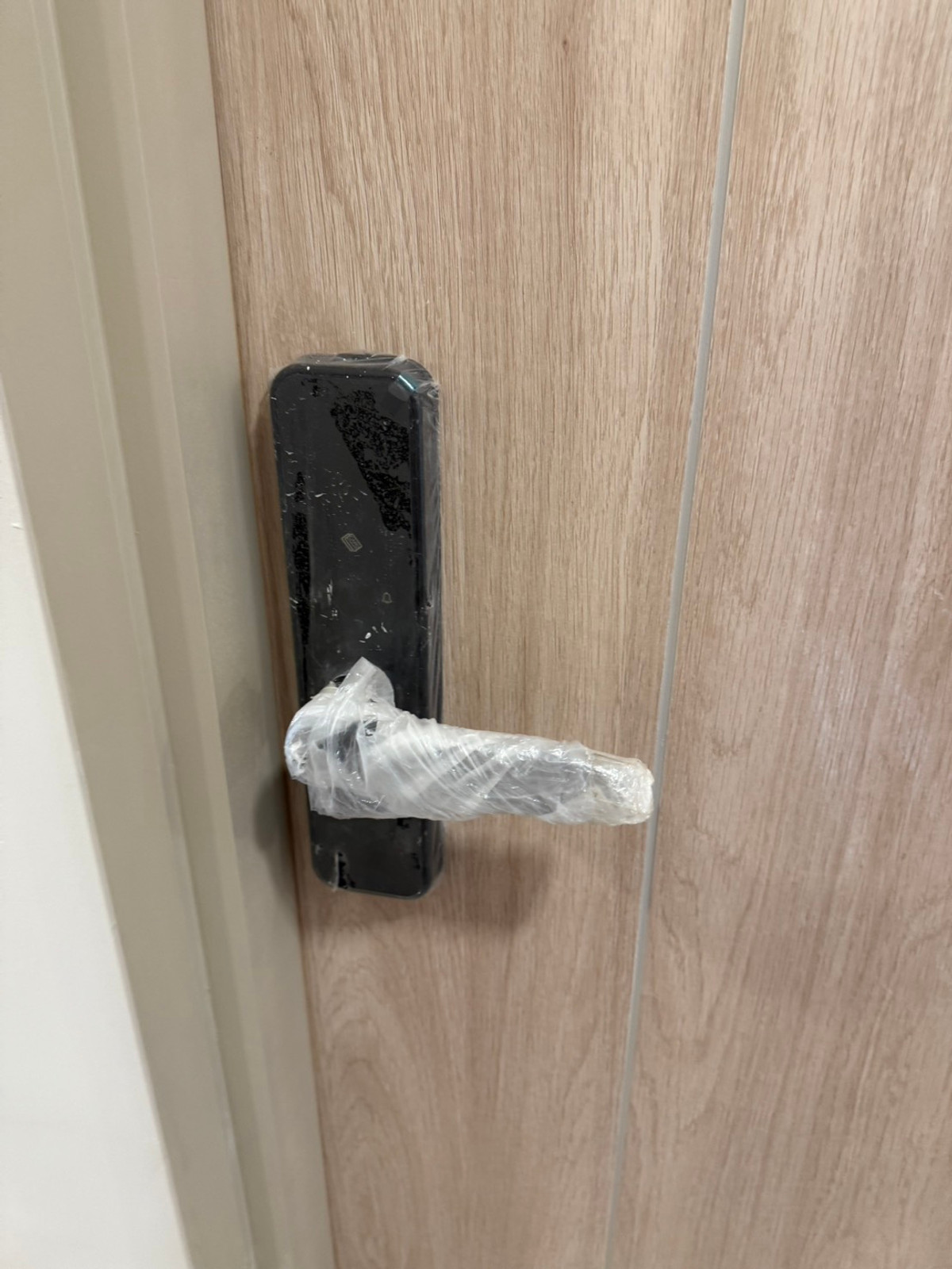 For RentCondoPathum Thani,Rangsit, Thammasat : For rent: dcondo Vivid, brand new room! Bangkok University, fully furnished, no one has ever lived in it.