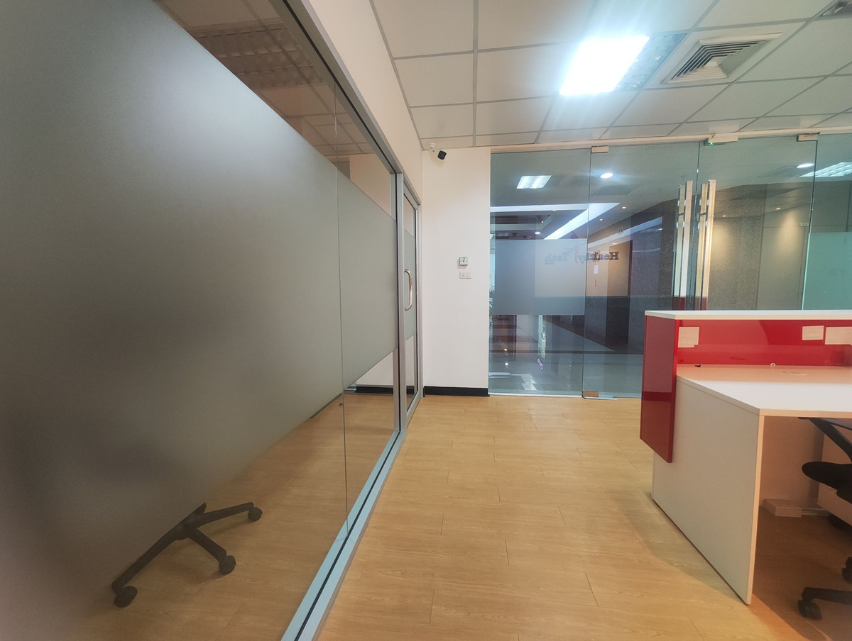 ให้เช่าอาคารพาณิชย์บางนา แบริ่ง ลาซาล : พื้นที่สำนักงานให้เช่า อาคาร Central City  Tower Bangna (Rt-01)