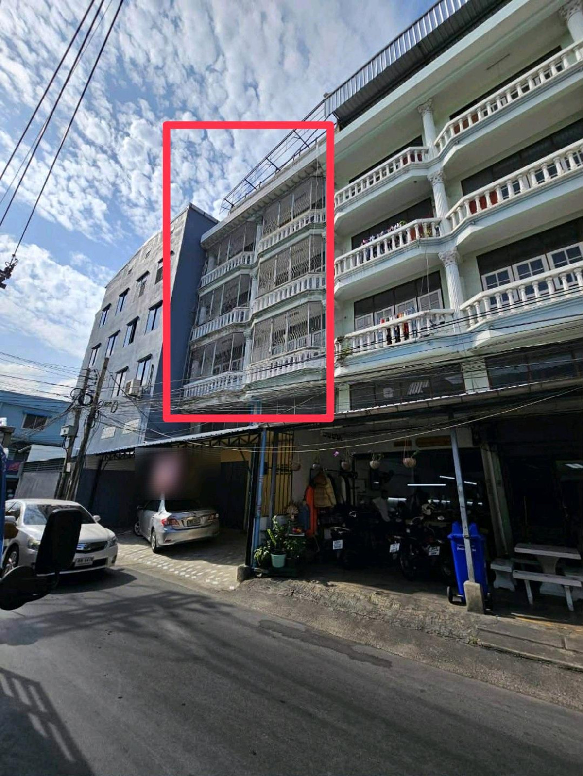 ให้เช่าอาคารพาณิชย์พระราม 3 สาธุประดิษฐ์ : 🏢 ให้เช่า อาคารพาณิชย์ 6 ชั้น 2 คูหา รีโนเวทใหม่
เปิดทะลุถึงกัน (รวมชั้นลอย + ชั้นดาดฟ้า)