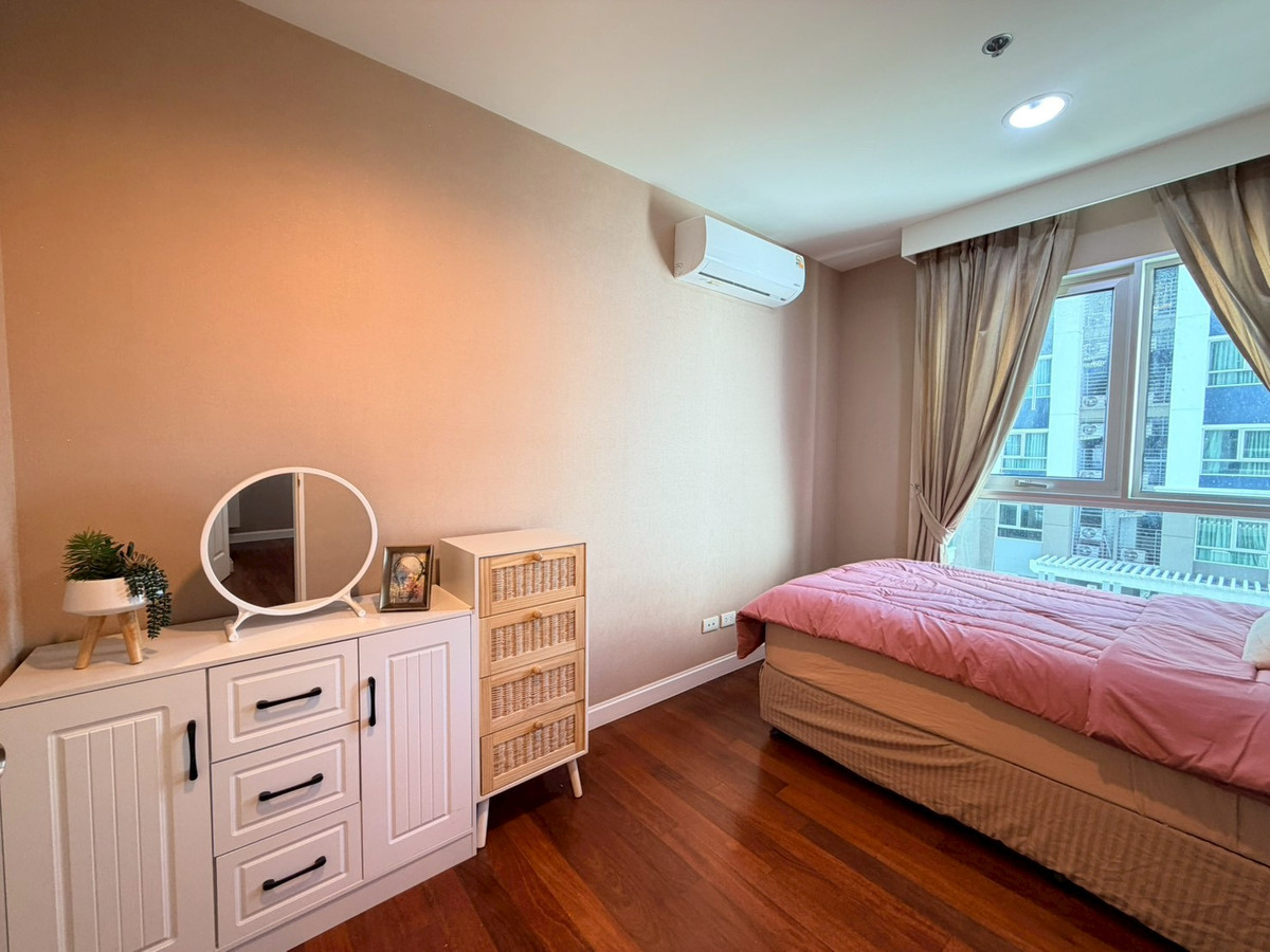 For RentCondoRama9, Petchburi, RCA : Condo for rent, corner room near MRT Rama 9 | Belle Grand Rama 9 | near office/business buildings G Tower and The 9th Towers