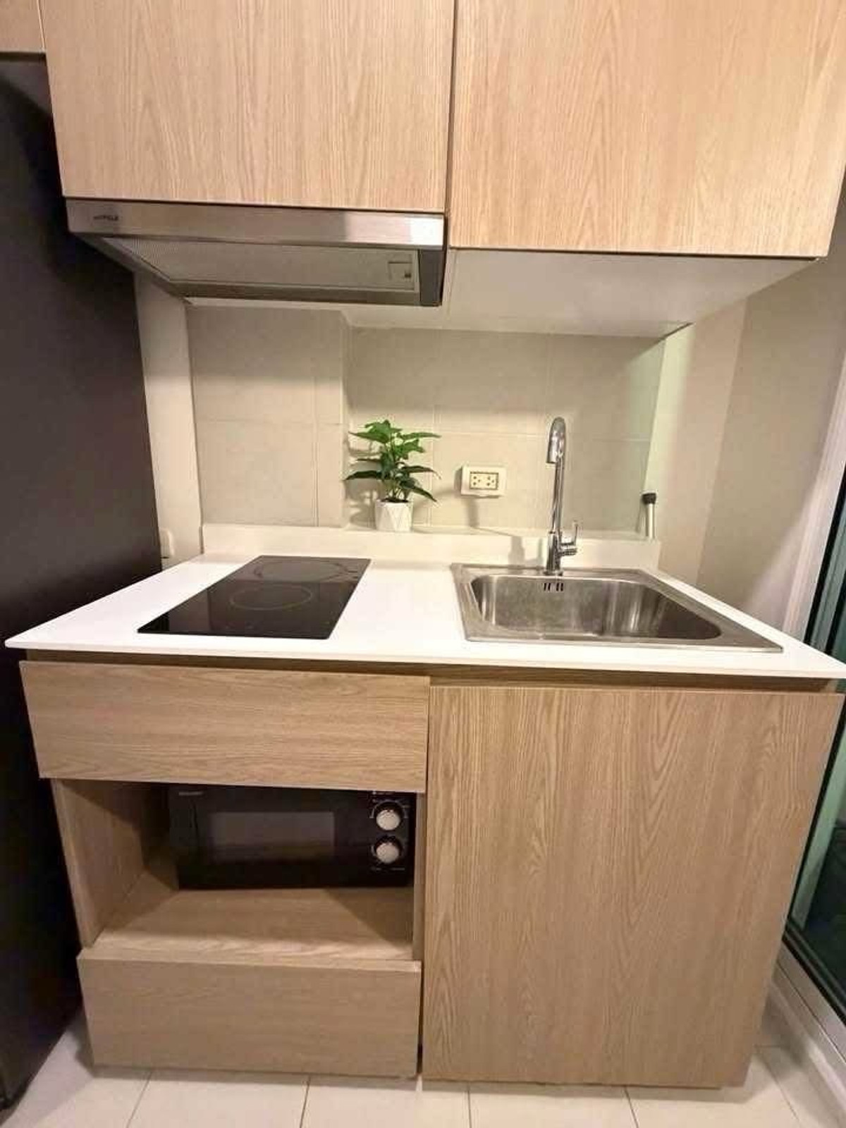 For RentCondoPinklao, Charansanitwong : 💙@condocurator 💙 For rent De LAPIS Charan 81, fully furnished. There is a washing machine [PM0804]